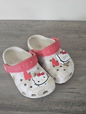 Crocs Hello Kitty Heart Print Kids Clog Red Cream Baby Infant C 7